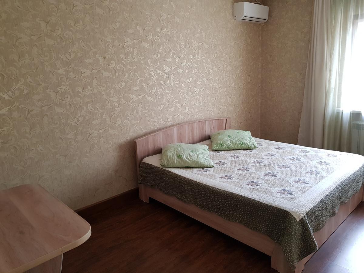 Mini Hotel Leila アルマトイ エクステリア 写真