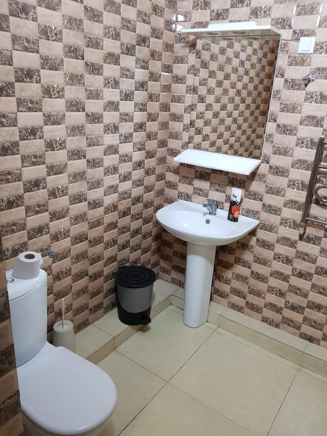 Mini Hotel Leila アルマトイ エクステリア 写真